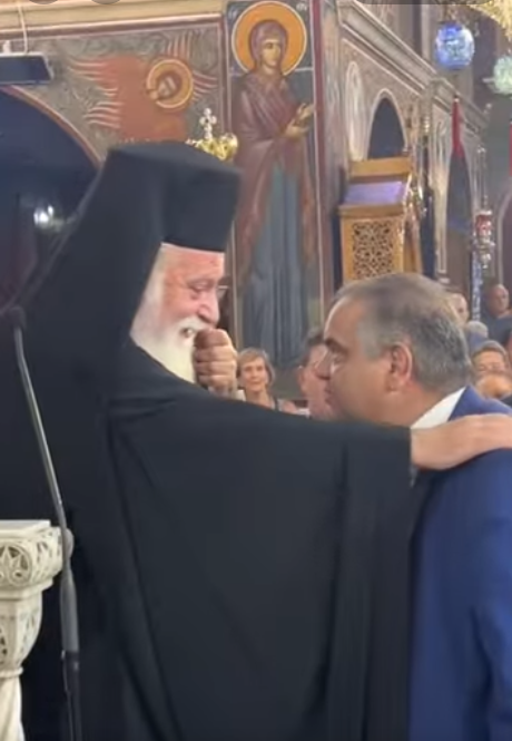 Οι πολιτικοί στην εκκλησία.Καρδιολόγος Νέα Σμύρνη Νίκος Παναγιωτόπολος